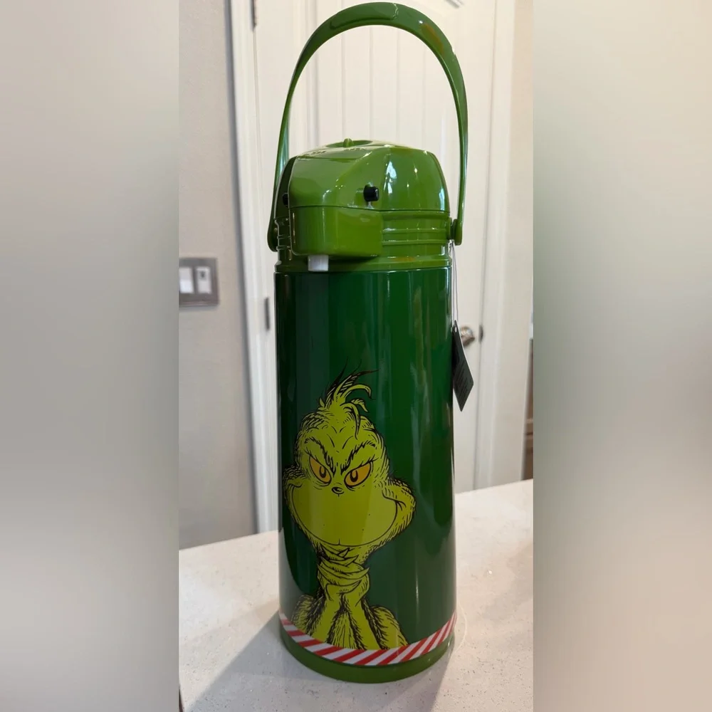 Williams Sonoma Grinch Hot Chocolate Pump Pot - GreenBNWT and in original box.